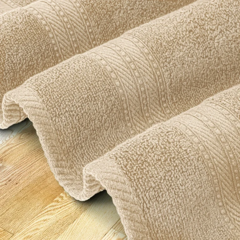 2nd image Everest Towel